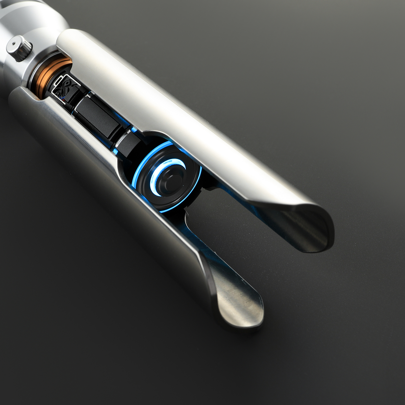 _GH_5442 拷贝 Cal ep4 Neopixel Lightsaber - Image 4